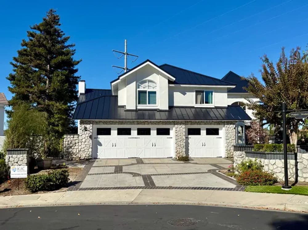 Beautiful Residential Roofing Project in De Soto